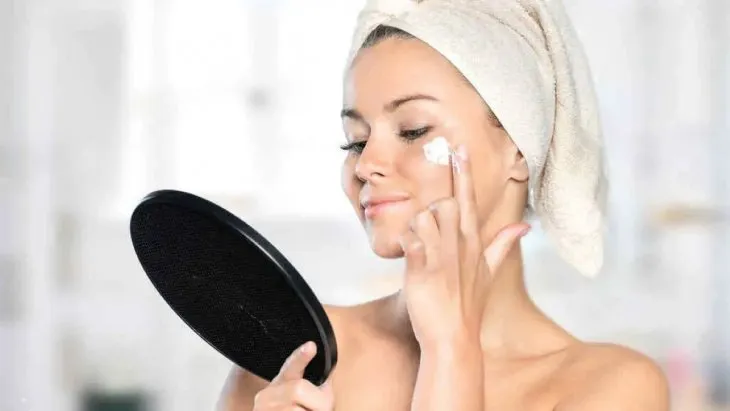 ANMAT prohibió la venta y uso de productos cosméticos y filtros de agua sin registro