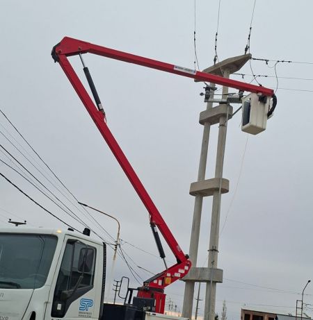 Servicios Púbicos informa sobre cambio de interruptor y repotenciación en red eléctrica de Río Gallegos