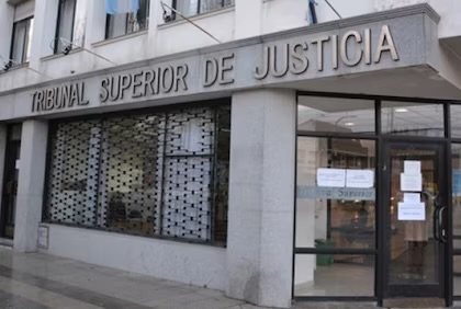 Una mirada sobre la vulneración a la Justicia: “Cuando la política amenaza …”