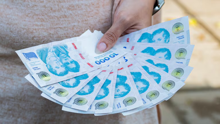 Aguinaldo: cuándo se cobra, cómo se calcula y la fecha límite en diciembre de 2025