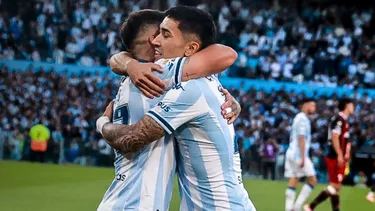 En un gran partido, Racing le dio otro golpe a River y avanzó a cuartos