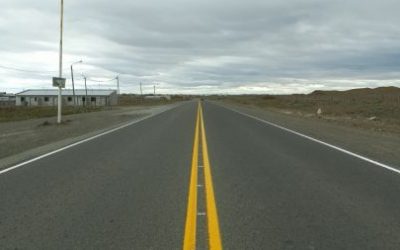 Vialidad Provincial realiza demarcación horizontal sobre la Ruta Provincial N°53