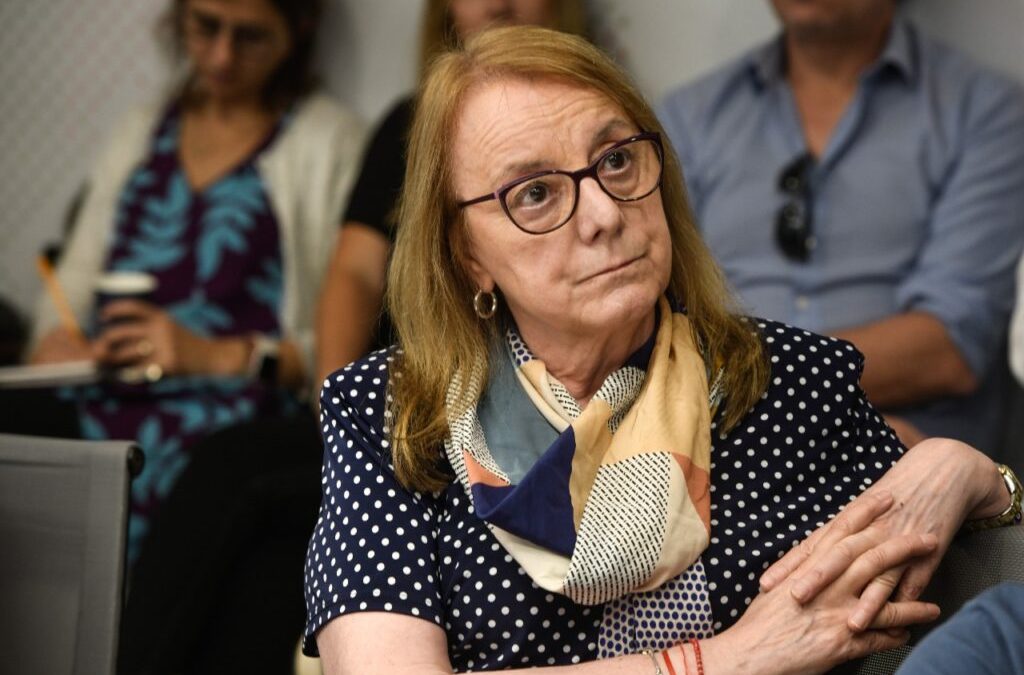 Alicia: “Modificar la Ley de Glaciares es hipotecar el futuro del país”