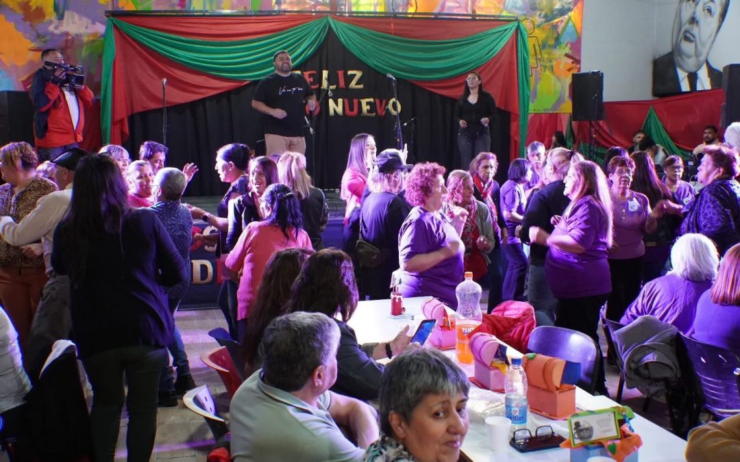 Más de 120 adultos mayores participaron del cierre anual de actividades de los Cenines