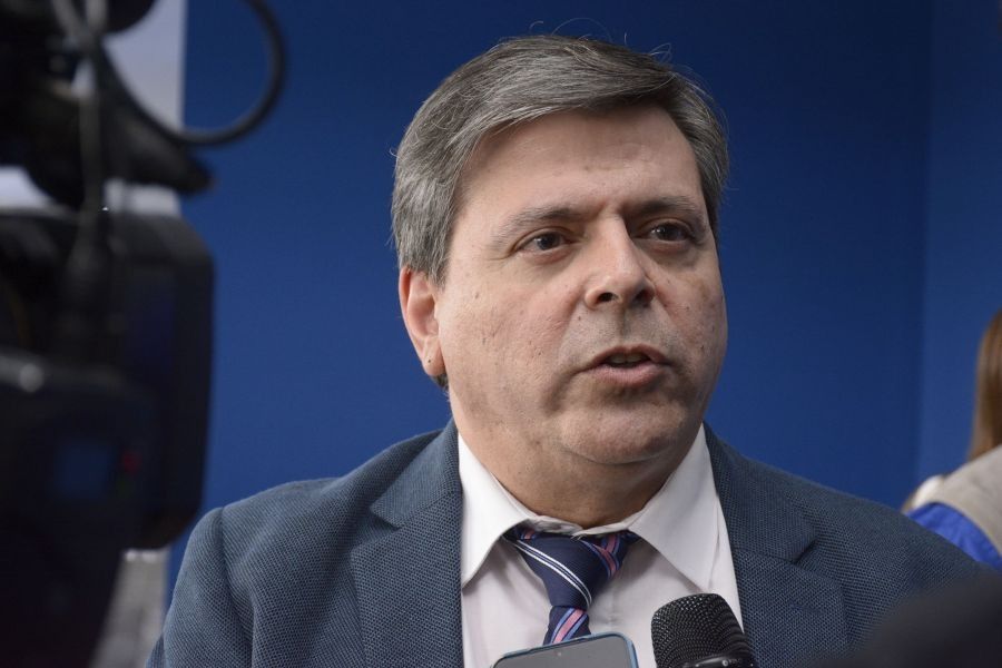 Fabian Leguizamon en Buenos Aires: Controles médicos por tratamiento, reuniones y concreción de acuerdos para la salud y educación