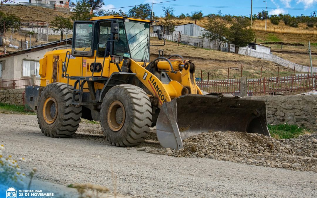 Trabajos para mejorar la transitabilidad en 28 de Noviembre
