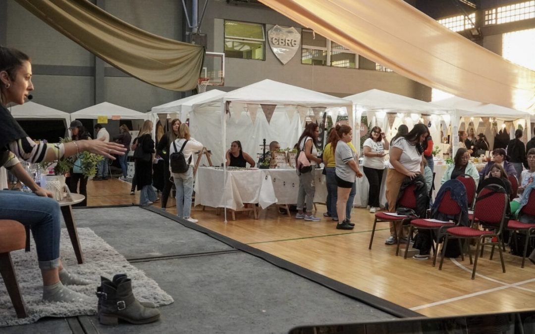 La Expo Astrológica fue un éxito y emprendedores valoraron el “apoyo  permanente” de Pablo Grasso