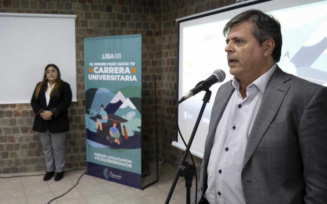 Fabián Leguizamón: “Apostamos a facilitar herramientas para acompañarlos”. Son más de 100 los estudiantes santacruceños que van a cursar y rendir el CBC a través de UBA XXI.