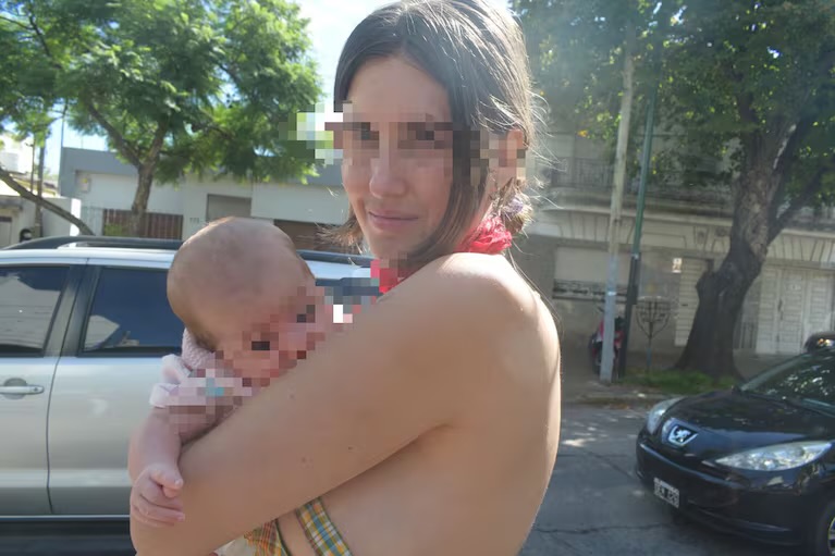 La Plata: Video confirmó que la madre estuvo con su beba antes de que encontraran el cuerpo de la menor