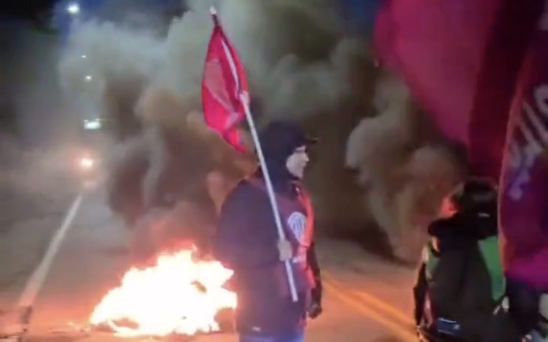 Paro de ATE afecta vuelos en todo el país y complica accesos a aeropuertos