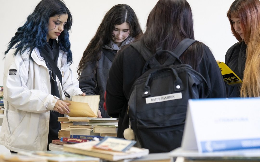 Más de 100 personas participaron de la actividad “Segunda vida a los libros”, impulsada por el vicegobernador Fabián Leguizamón