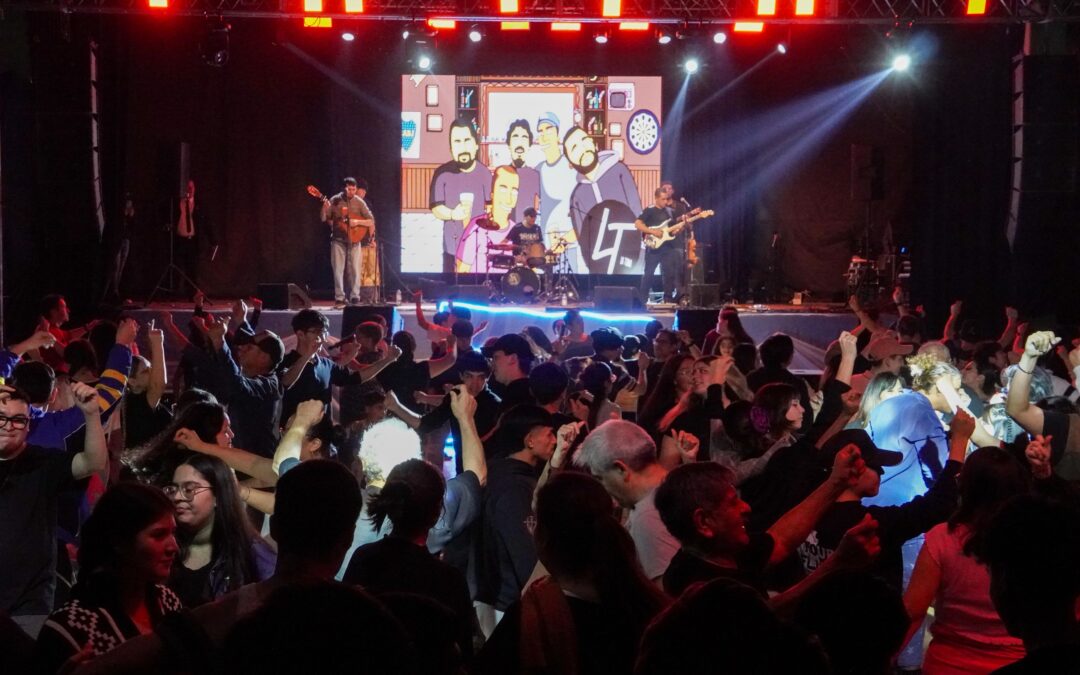 La Municipalidad de Río Gallegos celebró una multitudinaria Velada Patriótica con más de 500 artistas en escena