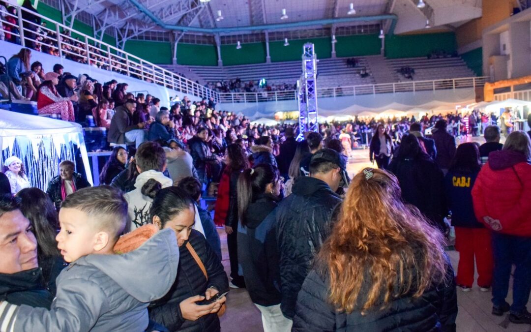 Municipio invita a la comunidad a disfrutar de una nueva Velada Patriótica