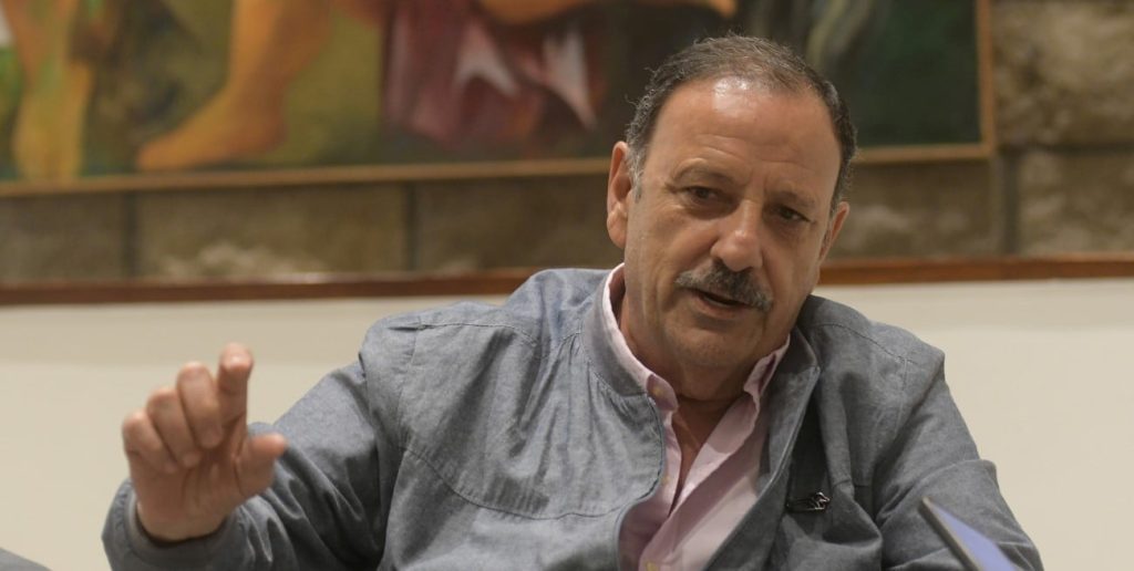 El gobernador Quintela pagará sueldos con la cuasimoneda. Otra vez circularán Los Chachos