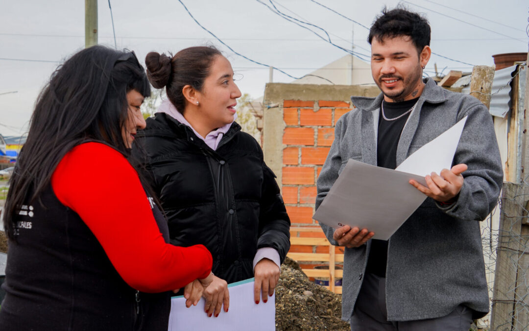 Municipio regularizó situación de familias del Barrio Evita: “estamos resolviendo una realidad de la que nadie se hacía cargo”, afirmó María Grasso