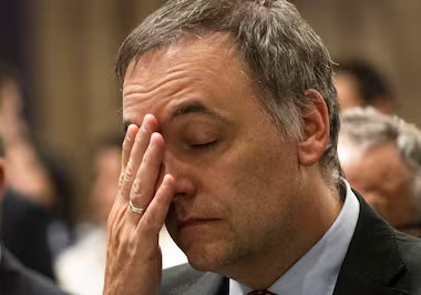 Renunció Adorni y debilita al gobierno de Milei. Fin.