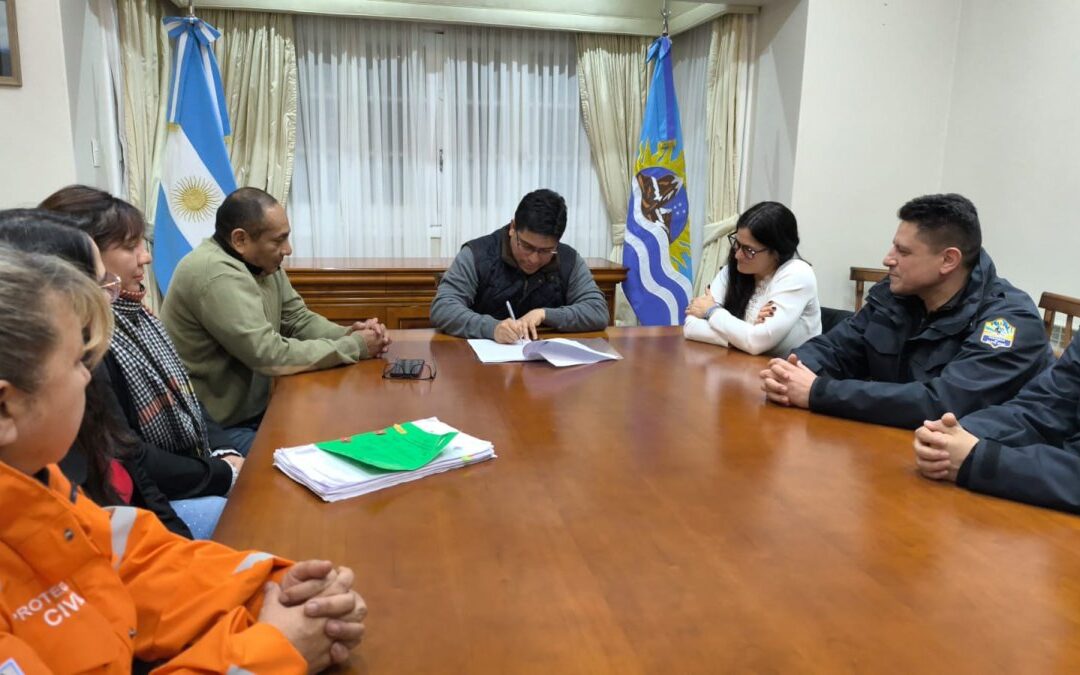 Claudio Vidal reglamentó el funcionamiento del Juzgado Provincial de Faltas de Tránsito para fortalecer la seguridad vial