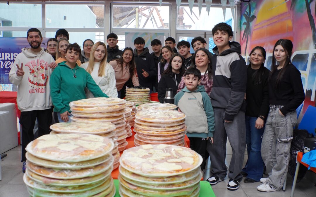 La Municipalidad de Río Gallegos puso en marcha “Amasando con los 5°” para acompañar a estudiantes secundarios