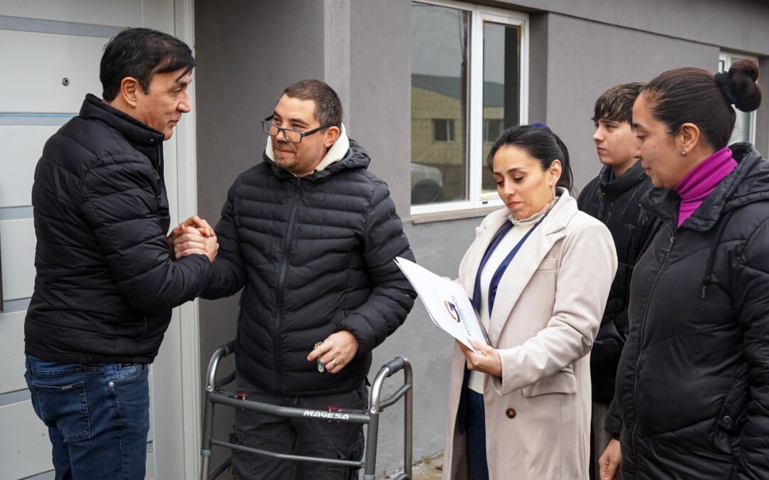 Grasso entregó una nueva vivienda adaptada: “Es tiempo de abrazar y demostrar que nada es imposible”