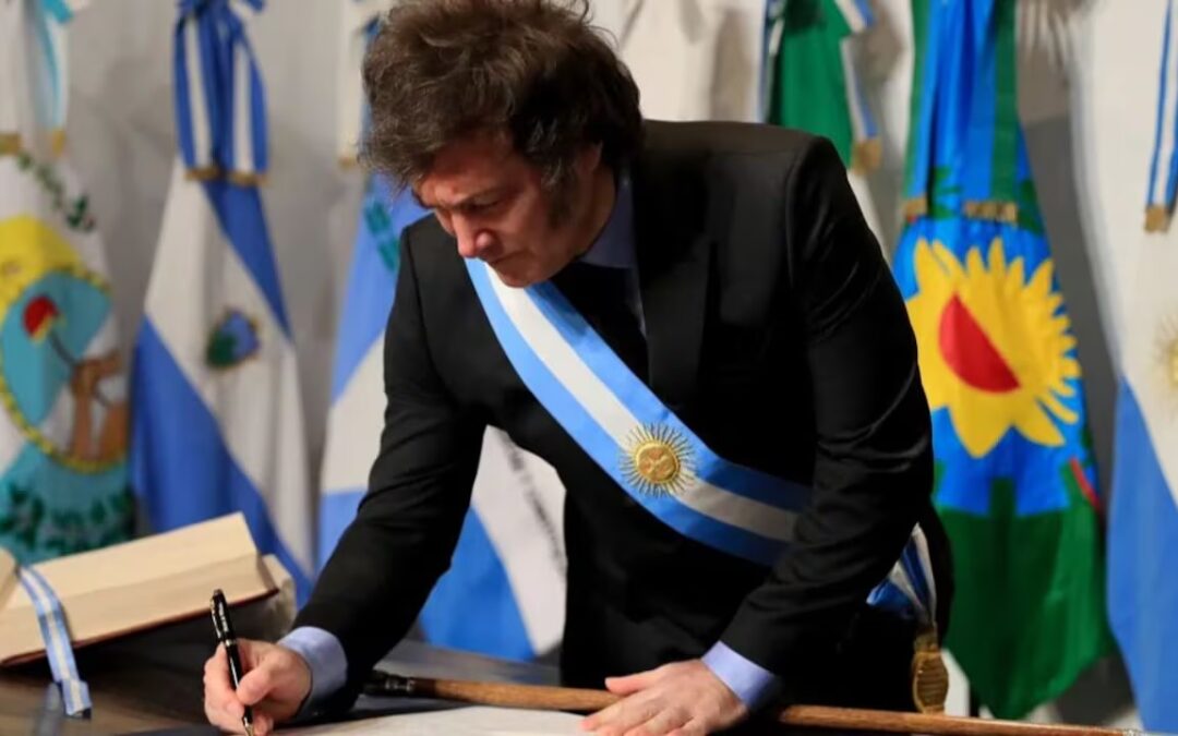 JAVIER MILEI FIRMÓ EL DECRETO QUE VUELVE A DENOMINAR EL «DÍA DEL NIÑO» Y NO MÁS, EL DE LAS INFANCIAS