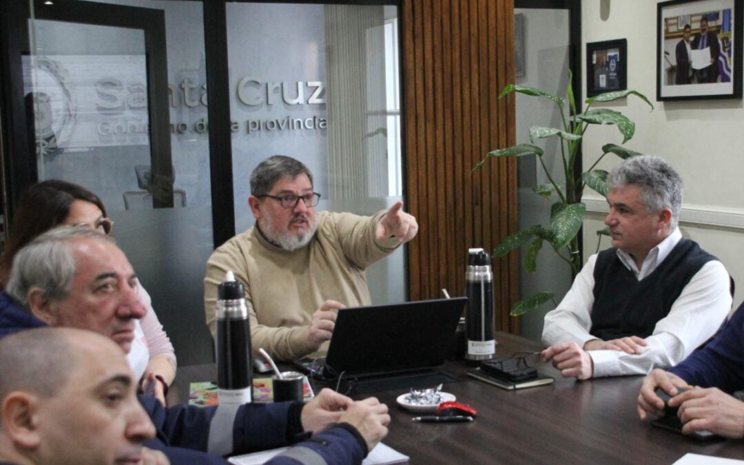 GESTIÓN DE LA OBRA PÚBLICA: El Gobierno Provincial y Servicios Públicos evaluaron el seguimiento de obras estratégicas y el ordenamiento financiero