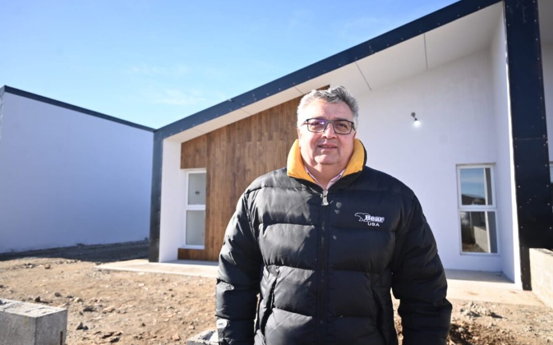 Construir Santa Cruz: “Ya estamos llegando a los 900 inscriptos en toda la provincia”, aseguró De La Torre