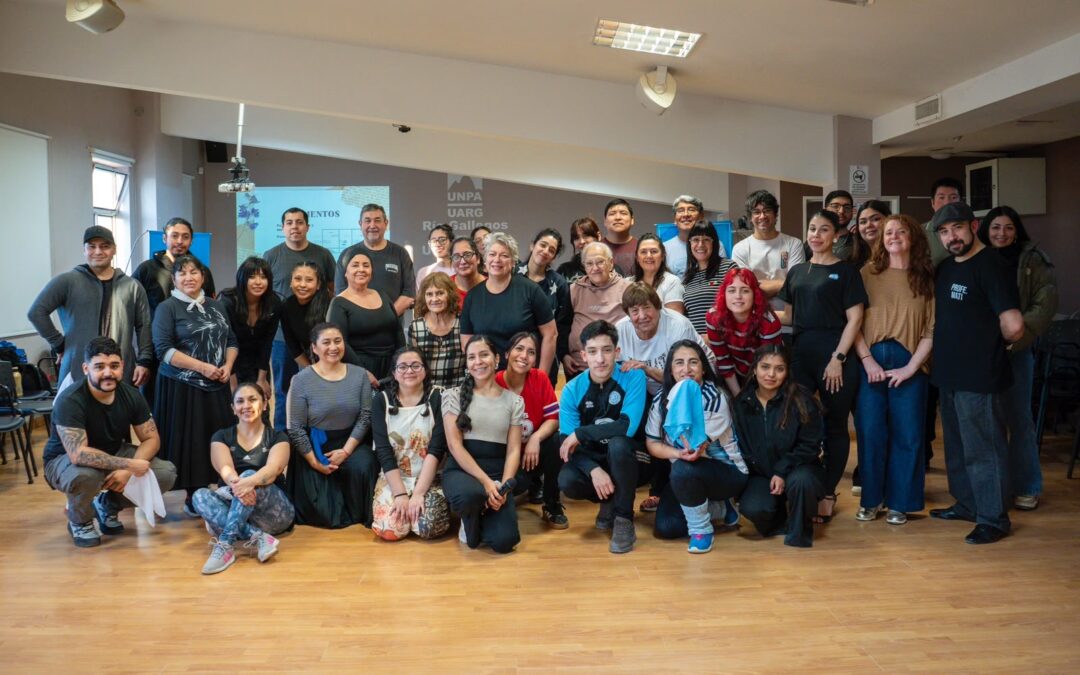 Con una exitosa convocatoria, se concretó la jornada de tango y folkore en la UNPA