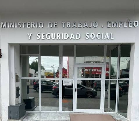 Conciliación obligatoria: Trabajo intimó a la empresa Crexell a retrotraer el despido de 16 trabajadores