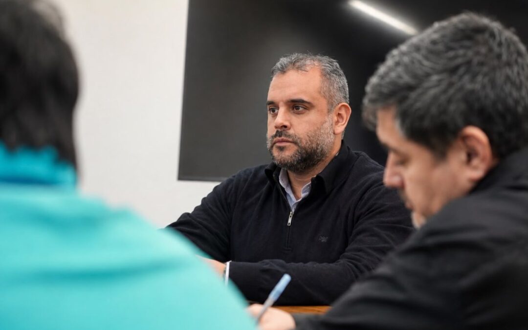 Defensa del empleo. Santillán: “No podemos permitir despidos, nuestro norte es todo lo contrario y apuntamos a incrementar la actividad en los yacimientos”