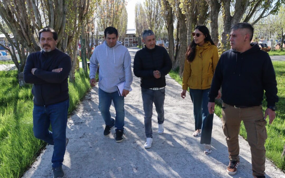Funcionarios municipales recorrieron el Cementerio y definieron nuevas mejoras