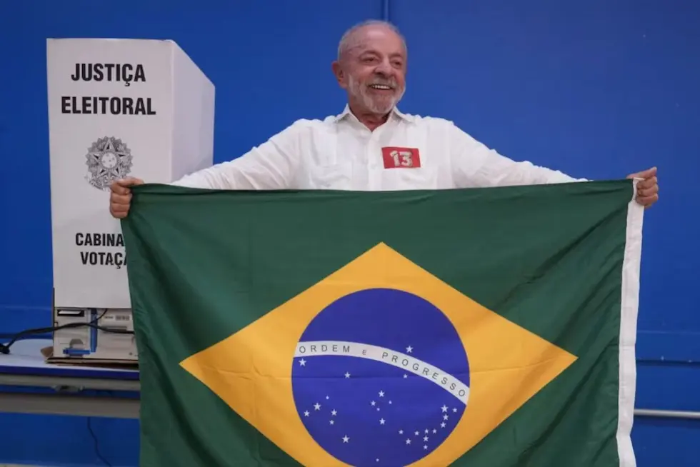 El triunfo de Lula sobre Bolsonaro y su reelección en Brasil fue celebrado por CFK, Kicillof y Massa