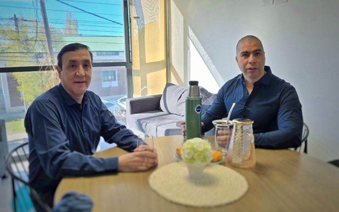 Pablo Grasso se reunió con el secretario gral de SIPGER: “Vamos a trabajar por la vuelta de YPF”