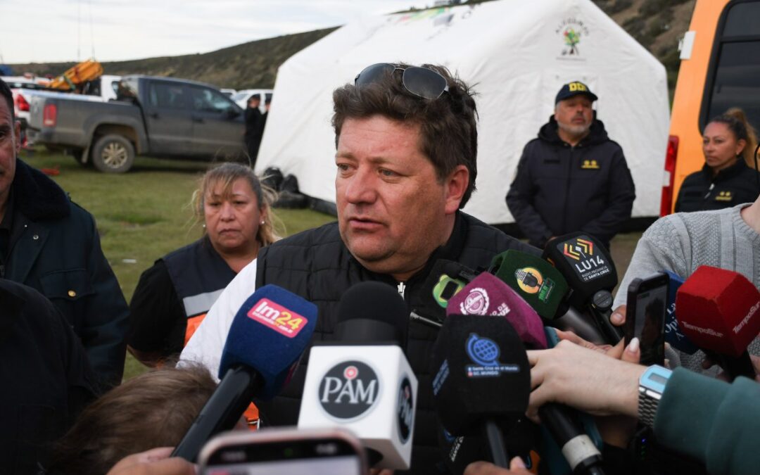 Por gestión del gobernador se incorpora un helicóptero al operativo de búsqueda de dos jóvenes